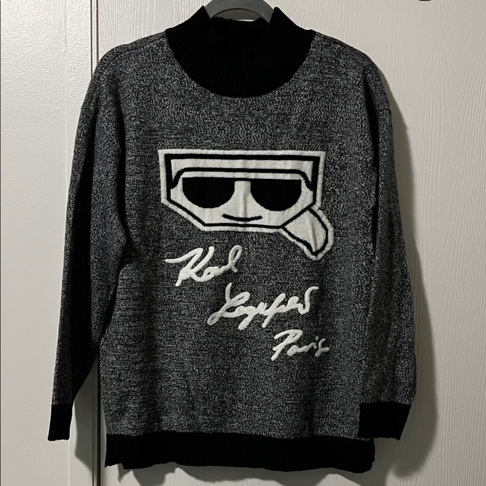 Karl Lagerfeld Black & White Turtleneck Sweater Medium